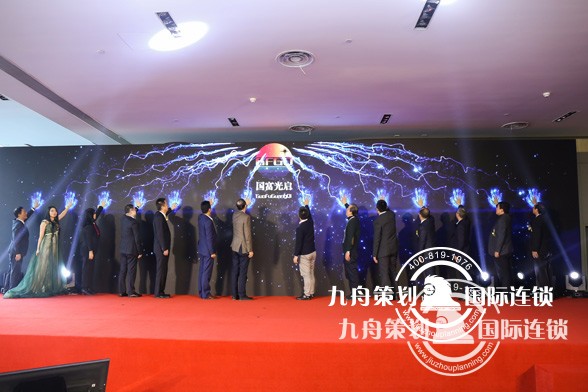 bd1941b3156e4c6d92deefec1741858e.jpg bd1941b3156e4c6d92deefec1741858e.jpg