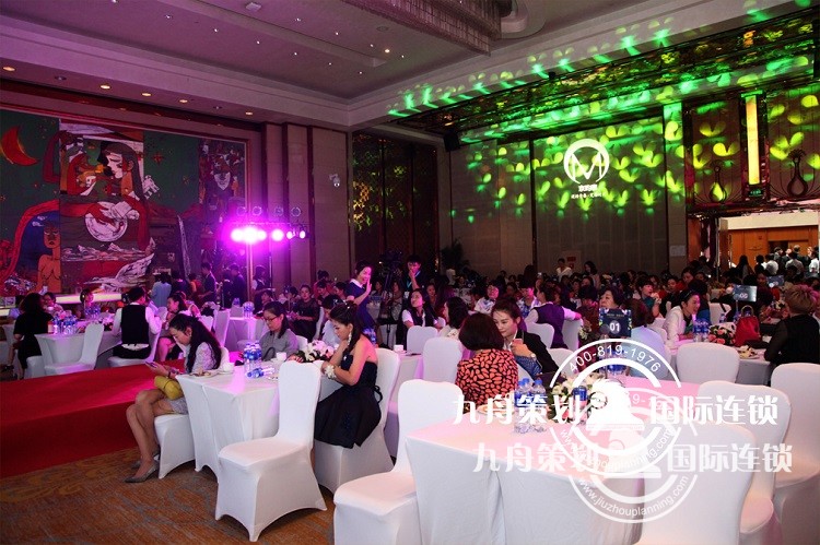 4c4b8b4162474b329c0838e7a6abeab7.jpg 4c4b8b4162474b329c0838e7a6abeab7.jpg